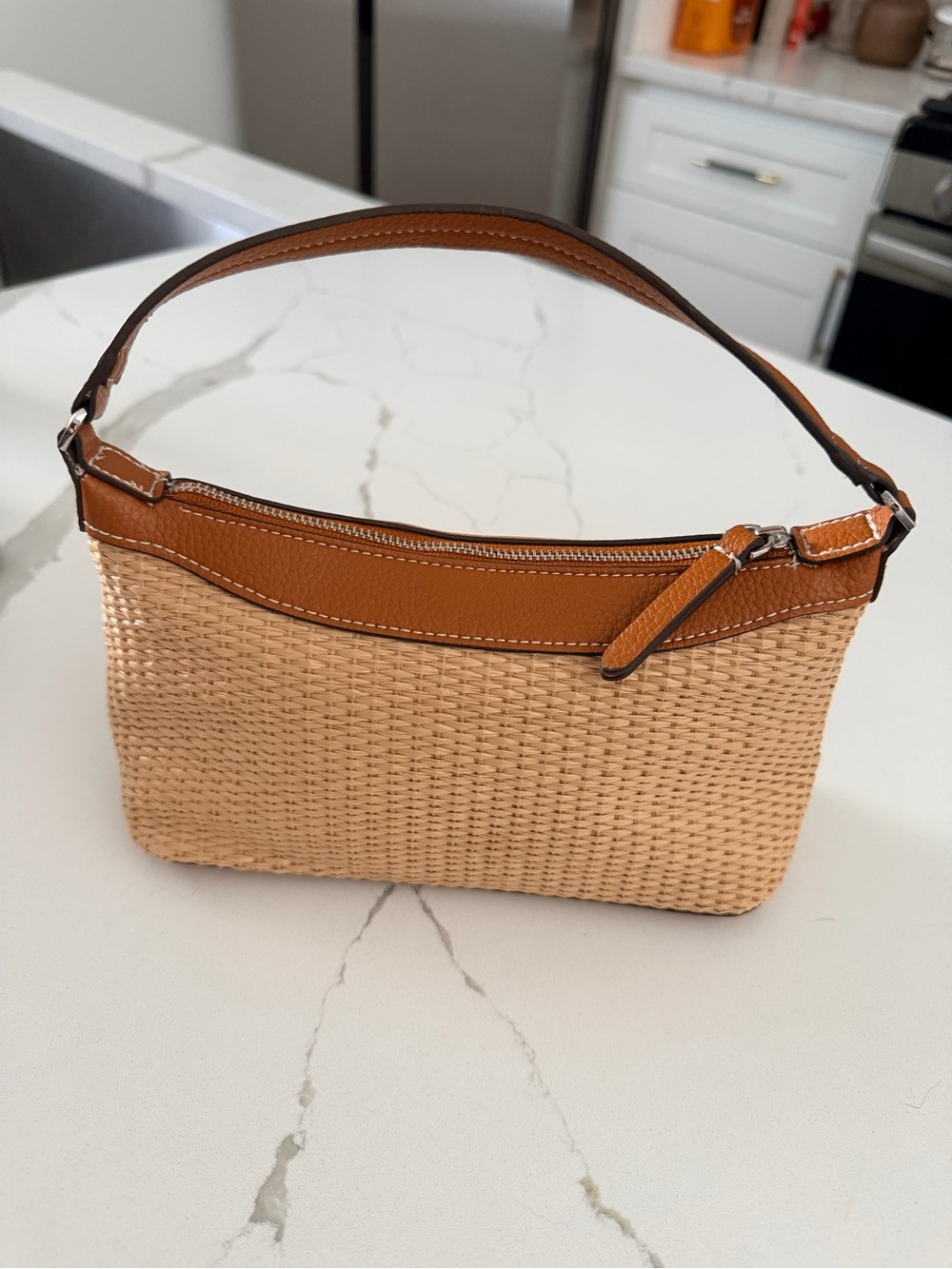 Vera Bradley Beige Woven Mini Bag with Brown Trim - Picture 2 of 4